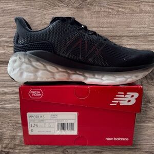 NEW IN BOX New Balance Men's Black Athletic Shoes
